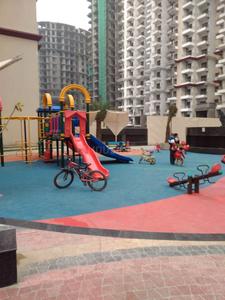 Image of 980 Sq.ft 2 BHK Apartment / Flat for rent in Samridhi Grand Avenue, Noida Extension, Greater Noida for Rs. 22000