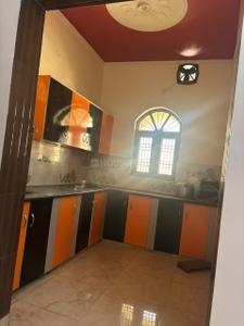 Kitchen Image of 1500 Sq.ft 2 BHK Builder Floor for rent in Niranjanpur Dehradun for Rs. 15000