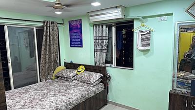 Bedroom Image of 612 Sq.ft 1 BHK Apartment / Flat for sale in Nagpada Mumbai for Rs. 9500000