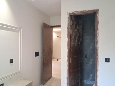 Bedroom Image of 900 Sq.ft 3 BHK Builder Floor for sale in Paschim Vihar New Delhi for Rs. 19000000