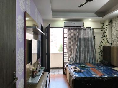 Bedroom Image of 1350 Sq.ft 2 BHK Builder Floor for rent in Sector 69 Gurgaon for Rs. 30500