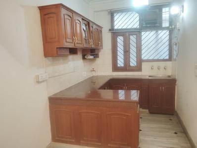 Kitchen Image of 1400 Sq.ft 2 BHK Builder Floor for rent in Chittaranjan Park New Delhi for Rs. 75000