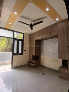 Bedroom Image of 900 Sq.ft 2 BHK Builder Floor for rent in Sector 63 A Noida for Rs. 22000