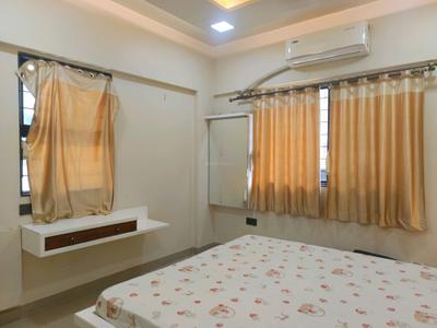 Bedroom Image of 1000 Sq.ft 2 BHK Apartment / Flat for rent in Magarpatta Iris, Magarpatta City Pune for Rs. 35000