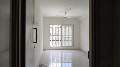 Living Room Image of 750 Sq.ft 2 BHK Apartment / Flat for sale in Sai Adityaraj, Ghatkopar East Mumbai for Rs. 19200000