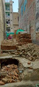 Image of 550 Sq.ft 2 BHK Builder Floor for sale in Vinod Nagar West, New Delhi for Rs. 5000000