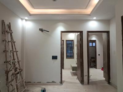 Living Room Image of 1000 Sq.ft 3 BHK Builder Floor for sale in Paschim Vihar New Delhi for Rs. 18500000