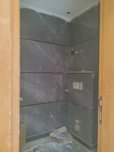 Common Bathroom Image of 1305 Sq.ft 3 BHK Builder Floor for sale in Ridhi Luxury Floors, Green Field Colony Faridabad for Rs. 14000000