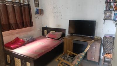 Bedroom Image of 945 Sq.ft 2 BHK Apartment / Flat for sale in Nikol Ahmedabad for Rs. 3500000