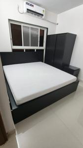 Bedroom Image of 700 Sq.ft 2 BHK Apartment / Flat for rent in  BDD Chawl, Lower Parel Mumbai for Rs. 95000