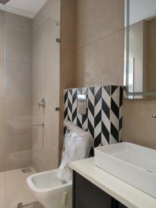 Bedroom One Image of 4800 Sq.ft 4 BHK Builder Floor for rent in DLF Independent Floors, DLF Phase 3 Gurgaon for Rs. 80000