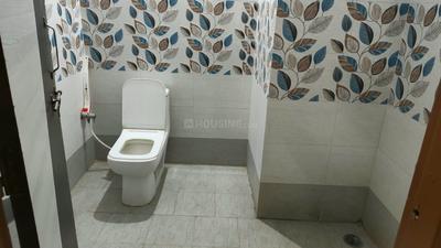 Bathroom Image of 1500 Sq.ft 2 BHK Builder Floor for rent in Geetanjali Green City, Pipariya Sagar for Rs. 10000