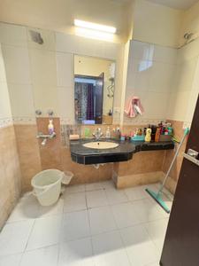Bathroom Image of 1050 Sq.ft 2 BHK Apartment / Flat for sale in ACE Platinum, Zeta I Greater Noida for Rs. 9000000