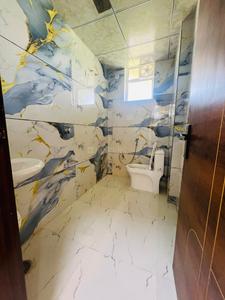 Bathroom Image of 990 Sq.ft 2 BHK Apartment / Flat for sale in Jagatpura Jaipur for Rs. 4000000