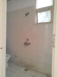 Common Bathroom Image of 750 Sq.ft 3 BHK Apartment / Flat for sale in Adore Happy Homes Grand, Sector 85 Faridabad for Rs. 6300000