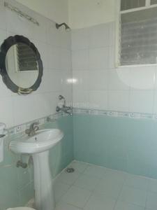 Bathroom Image of 1615 Sq.ft 3 BHK Apartment / Flat for sale in Mahagun Mansion Phase 1 and 2, Indirapuram Ghaziabad for Rs. 17800000