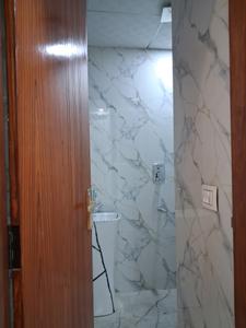 Common Bathroom Image of 1550 Sq.ft 3 BHK Apartment / Flat for sale in Sector 104 Noida for Rs. 6900000
