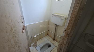 Bathroom Image of 600 Sq.ft 1 BHK Apartment / Flat for sale in Tingre Nagar Pune for Rs. 2600000