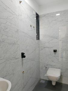 Common Bathroom Image of 1250 Sq.ft 2 BHK Apartment / Flat for sale in Cemcon Montana, Ulwe Navi Mumbai for Rs. 10000000