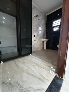 Bathroom Image of 1305 Sq.ft 3 BHK Apartment / Flat for sale in Kharar Mohali for Rs. 6390000