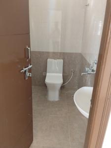 Bathroom Image of 1400 Sq.ft 2 BHK Builder Floor for rent in Financial District Hyderabad for Rs. 35000