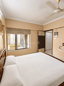 Bedroom Image of 850 Sq.ft 2 BHK Apartment / Flat for sale in Andheri West Mumbai for Rs. 24000000