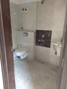Bathroom Image of 1960 Sq.ft 3 BHK Apartment / Flat for sale in Maharishi Puram Colony Agra for Rs. 5800000