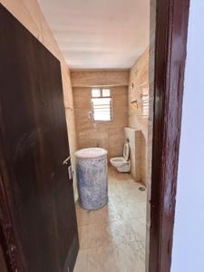 Image of 1300 Sq.ft 3 BHK Apartment / Flat for rent in Mundeshwari Multicon Shri Om Apartment, Rukanpura, Patna for Rs. 22000