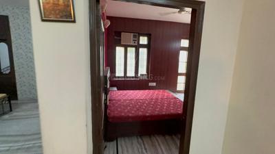Bathroom Image of 2650 Sq.ft 3 BHK Villa for rent in DARSHAN VILLA, Dalanwala Dehradun for Rs. 90000