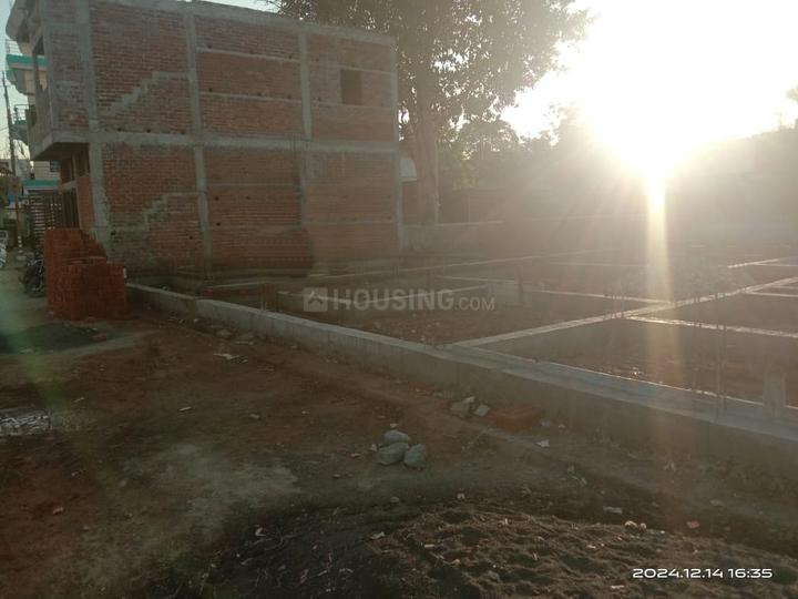 Infront of lakhmi marriage garden Main Image 1