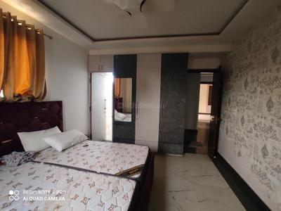 Bedroom Image of 1800 Sq.ft 3 BHK Builder Floor for sale in Punjabi Bagh New Delhi for Rs. 27500000