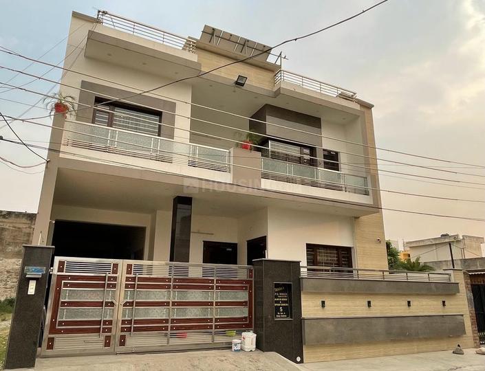 9 BHK 6600 Sqft Independent House for sale at Green Park Colony