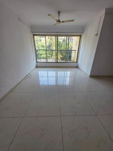 Living Room Image of 1330 Sq.ft 3 BHK Apartment / Flat for rent in Evershine Millennium Paradise, Kandivali East Mumbai for Rs. 79990