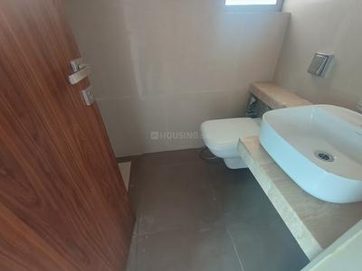 Bathroom Image of 620 Sq.ft 1 BHK Apartment / Flat for sale in Rajesh White City, Kandivali East Mumbai for Rs. 13200000