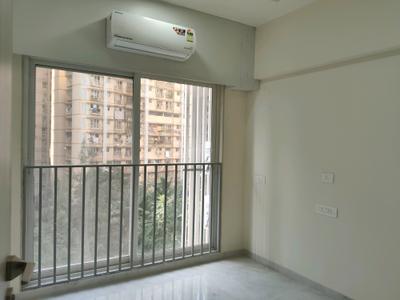 Bedroom Image of 600 Sq.ft 2 BHK Apartment / Flat for rent in Swastik Platinum, Vikhroli East Mumbai for Rs. 52000