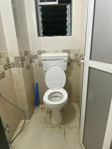 Bathroom Image of 650 Sq.ft 1 BHK Apartment / Flat for sale in Airoli Navi Mumbai for Rs. 7000000