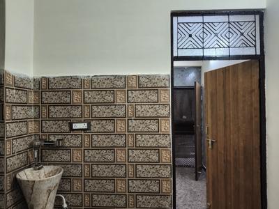 Bathroom Image of 500 Sq.ft 1 BHK Independent House for rent in Nawada New Delhi for Rs. 20000