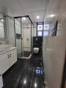 Bathroom Image of 2800 Sq.ft 4.5 BHK Apartment / Flat for rent in Tajganj Agra for Rs. 25000
