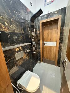 Bathroom Image of 4500 Sq.ft 4 BHK Independent House for sale in Parsvnath City Jodhpur for Rs. 21100000