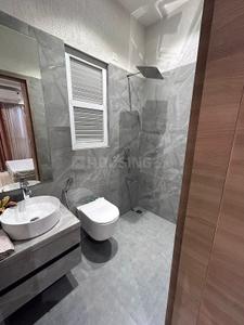 Bathroom Image of 1050 Sq.ft 3 BHK Apartment / Flat for sale in Sky Annex, Chembur Mumbai for Rs. 18100000