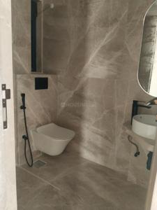 Bathroom Image of 1488 Sq.ft 3 BHK Apartment / Flat for sale in Gurukrupa Vyom, Juhu Mumbai for Rs. 70000000