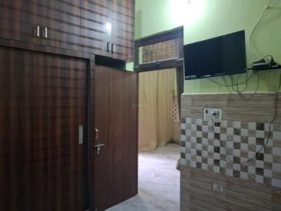 Bedroom Image of 600 Sq.ft 1 BHK Independent House for rent in Sector 81 Noida for Rs. 12000