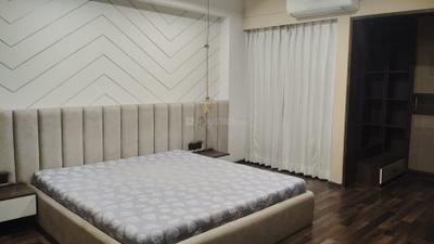 Bedroom Image of 4850 Sq.ft 4 BHK Apartment / Flat for sale in Sun Skypark, Ambli Ahmedabad for Rs. 43500000