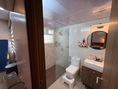Bathroom Image of 1100 Sq.ft 2 BHK Apartment / Flat for rent in Monarch Aqua, K R Puram Bengaluru for Rs. 65000