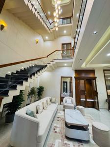 Image of 7500 Sq.ft 7 BHK Villa for sale in Mansarovar Extension, Jaipur for Rs. 80000000