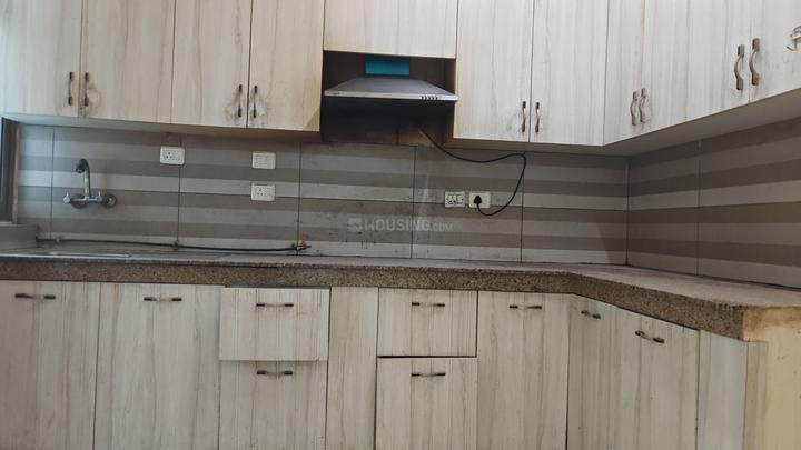 Paras Dews Main Image 1