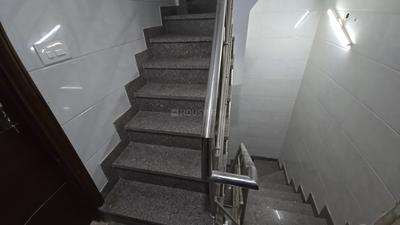 Staircase Image of 960 Sq.ft 3 BHK Builder Floor for sale in Paschim Vihar New Delhi for Rs. 13500000