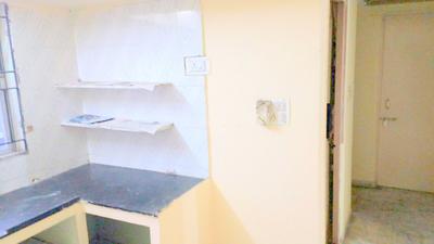 Kitchen Image of 750 Sq.ft 1 BHK Apartment / Flat for sale in Akota Vadodara for Rs. 1950000