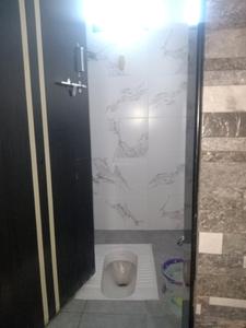 Common Bathroom Two Image of 640 Sq.ft 1 BHK Apartment / Flat for sale in Municipal Colony Pune for Rs. 5500000