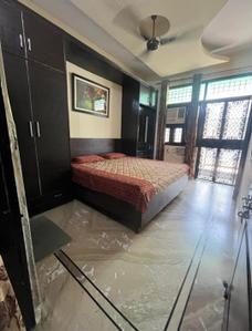 Bedroom Image of 800 Sq.ft 2 BHK Builder Floor for sale in Vikaspuri New Delhi for Rs. 8500000